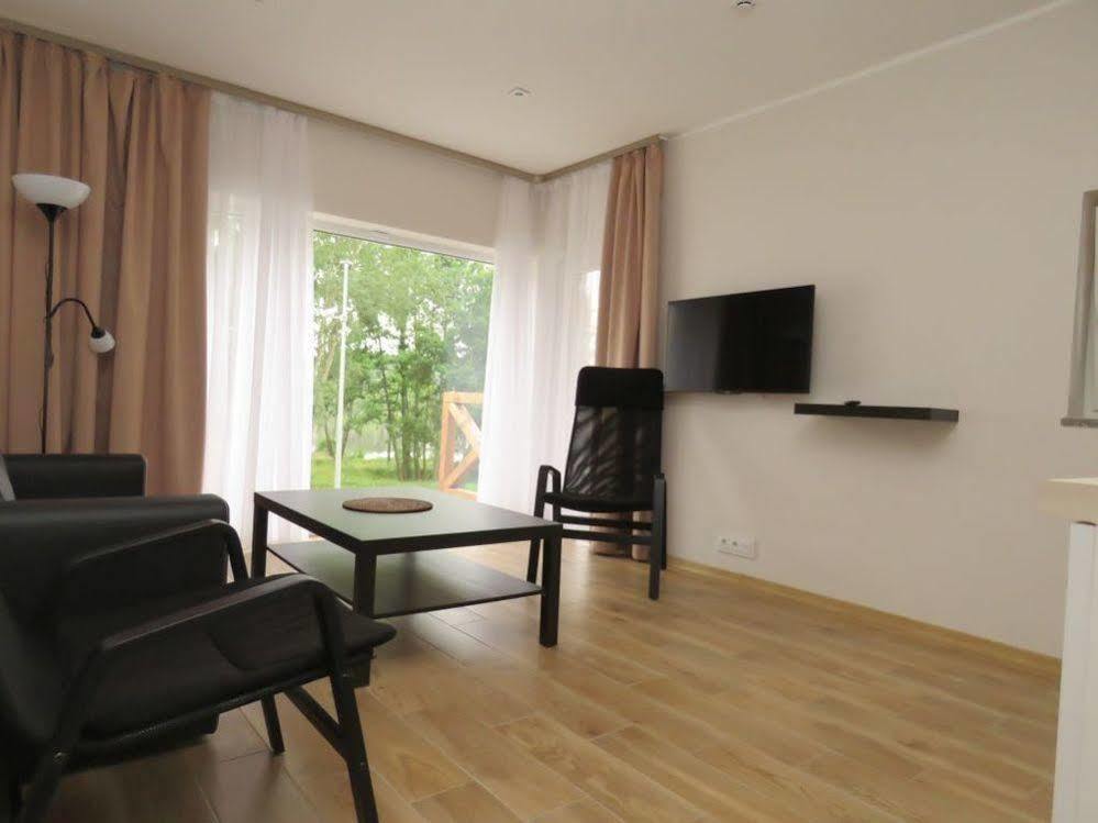 Rezydencja Nad Jeziorem Pestkownica Exterior foto
