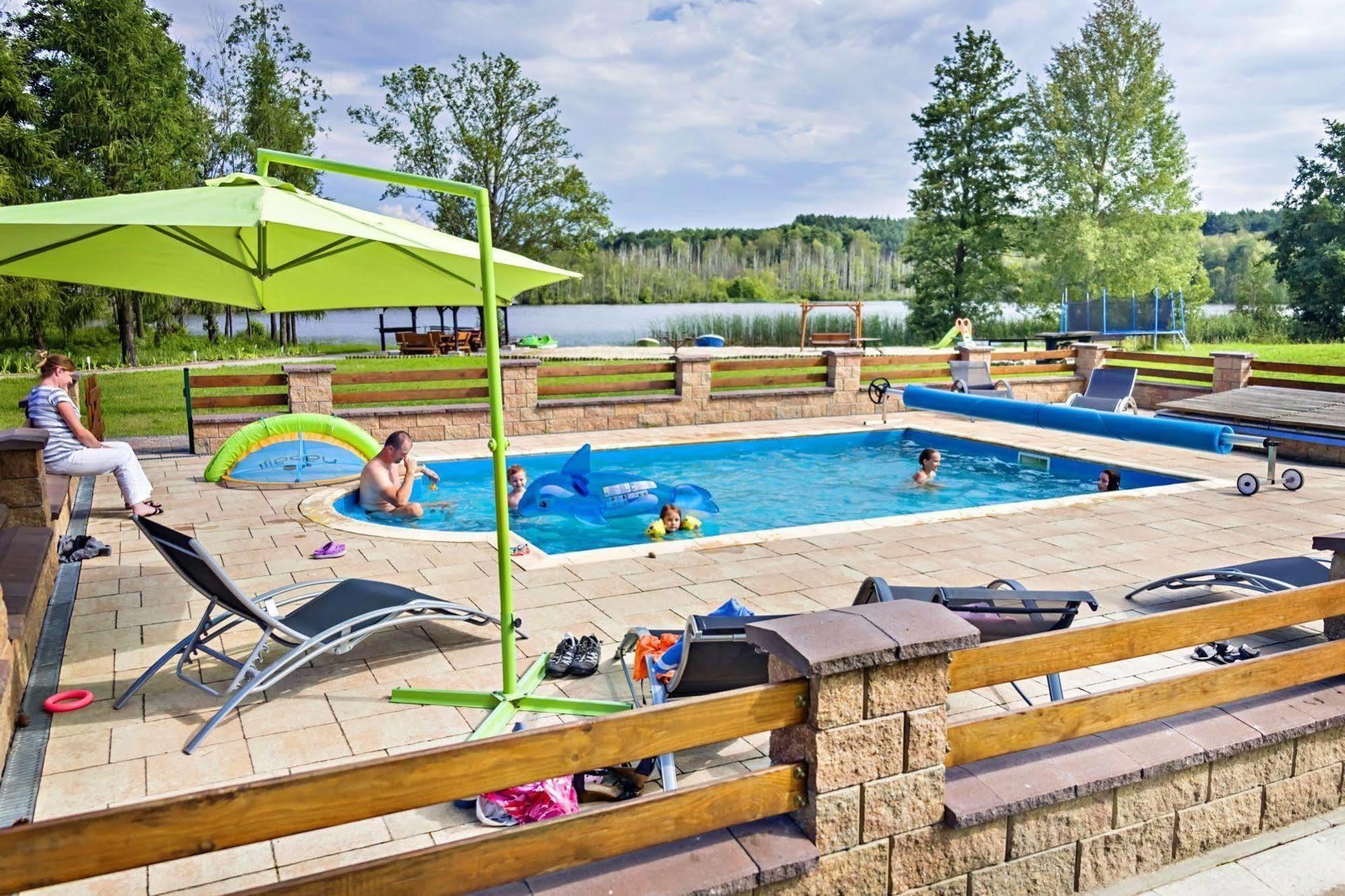 Rezydencja Nad Jeziorem Pestkownica Exterior foto